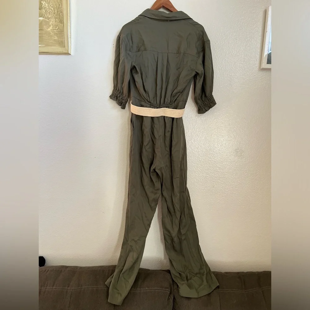 Badgley Mischka tweed collection. Olive green biscuit belted jumper. Size Small - Picture 6 of 11